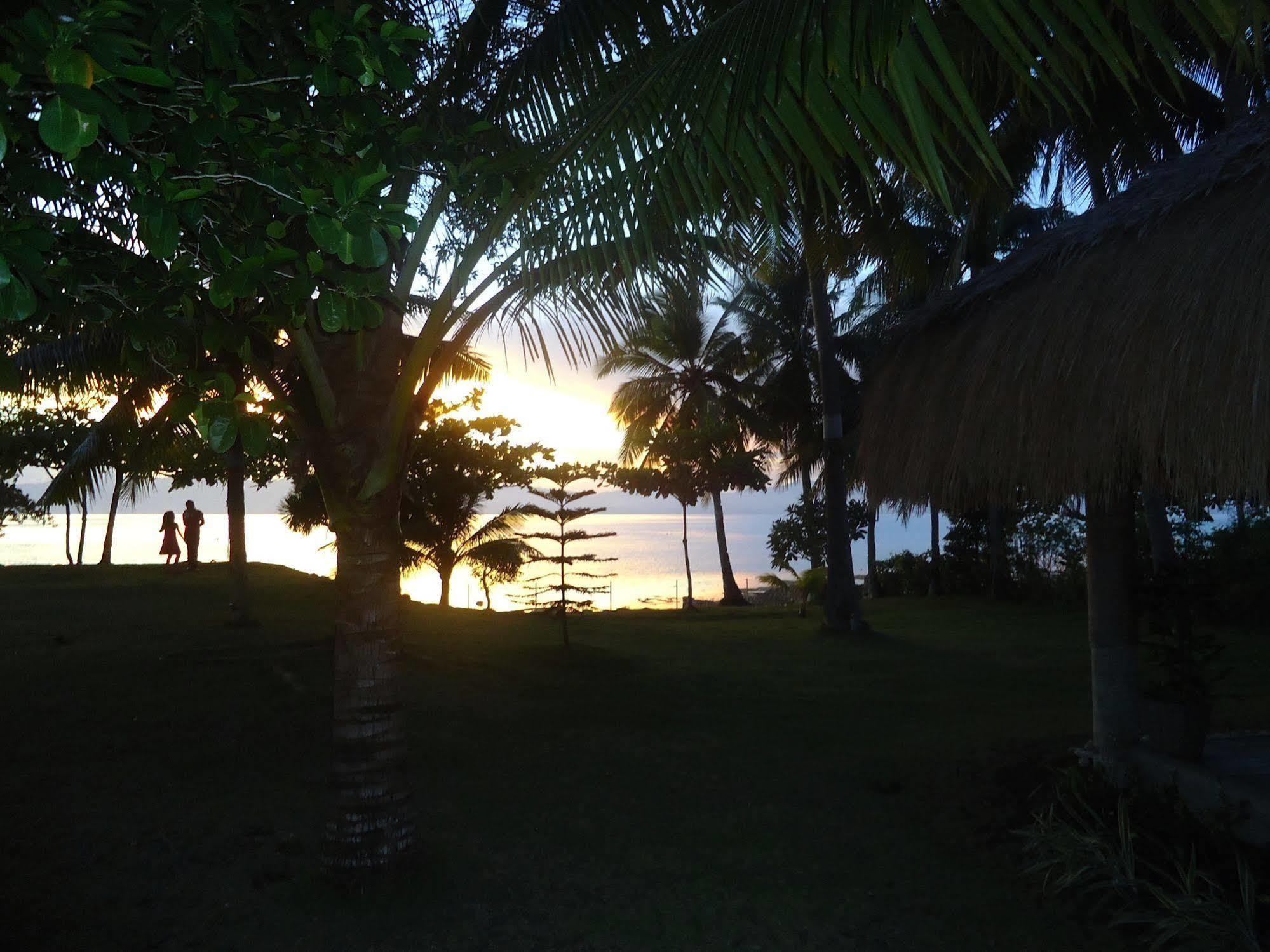 Dacozy Beach Resort Moalboal Extérieur photo